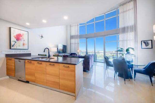 3301 NE 1st Avenue M0606, Miami, FL 33137