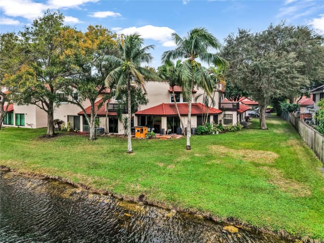9169 W Sunrise Boulevard 213C, sold in Lakeview Courts At Jacara, Plantation, FL