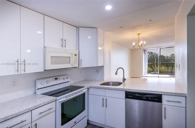 19701 SW 114th Avenue 364, South Point, Miami, FL
