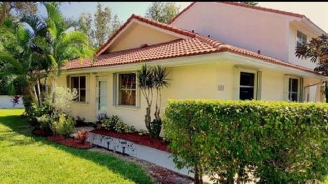 6298 Walk Circle, sold in Boca Walk, Boca Raton, FL