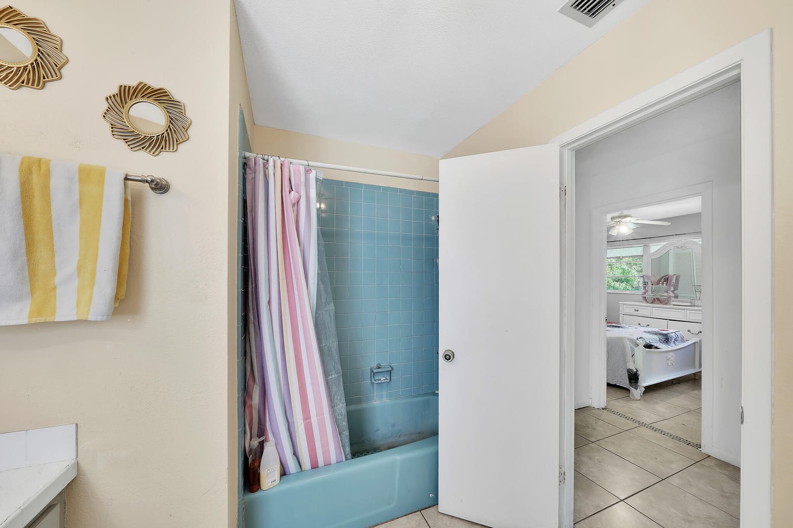 213 SE Eyerly Avenue, Port St. Lucie, FL 34983 photo 18