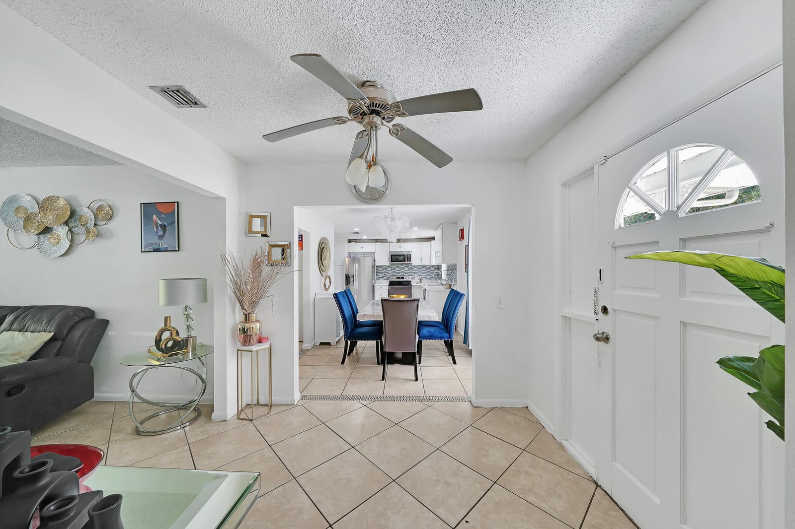 213 SE Eyerly Avenue, Port St. Lucie, FL 34983 photo 19
