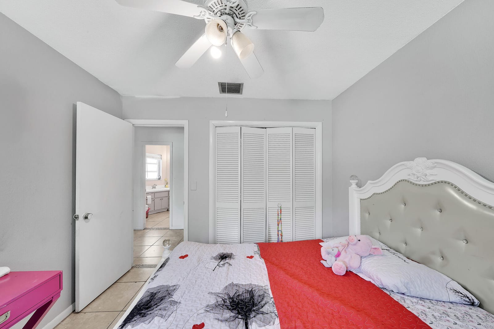 213 SE Eyerly Avenue — photo 8