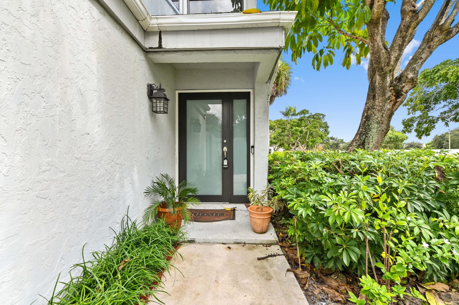 271 NW 15th Street — photo 4