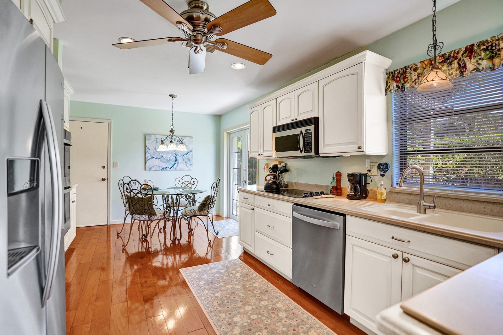 6010 Petaluma Drive — photo 8