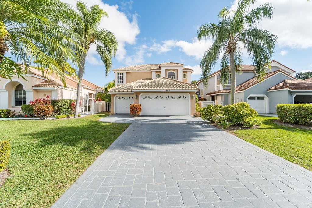 12866 Touchstone Place, Palm Beach Gardens, FL 33418