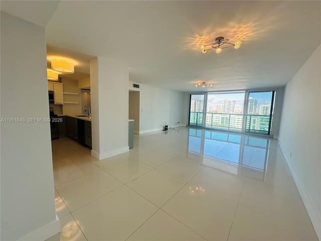 100 Bayview Drive 1528, Sunny Isles Beach, FL 33160