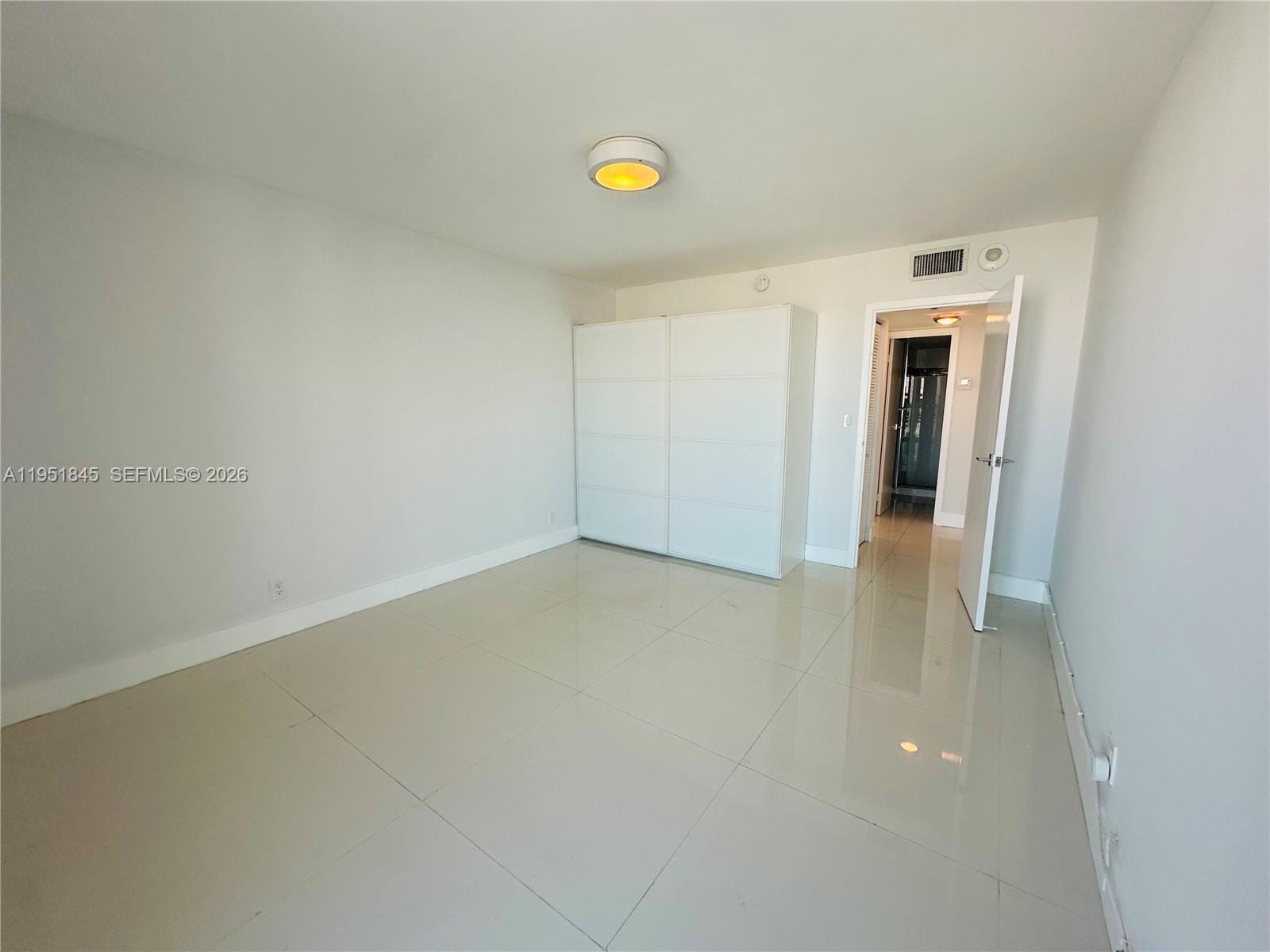 100 Bayview Drive 1528, Sunny Isles Beach, FL 33160 photo 12
