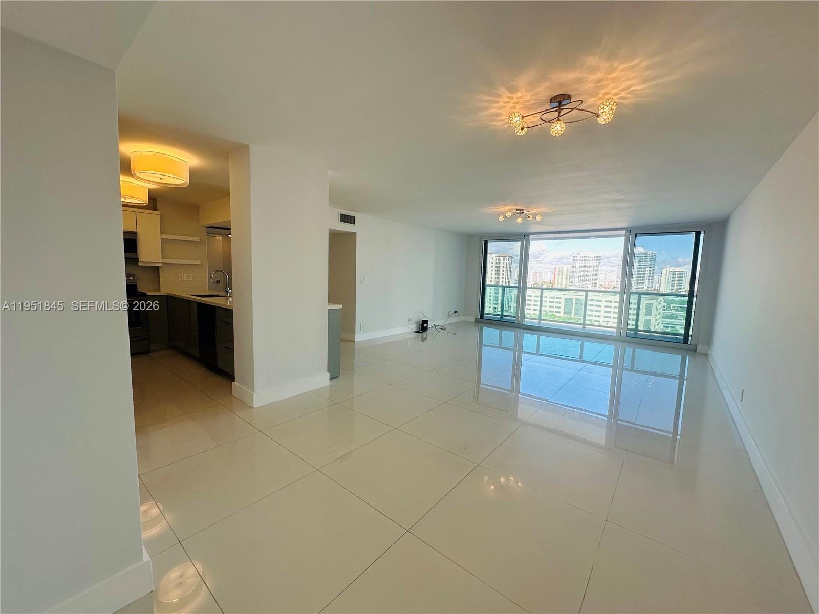 100 Bayview Drive 1528, Sunny Isles Beach, FL 33160