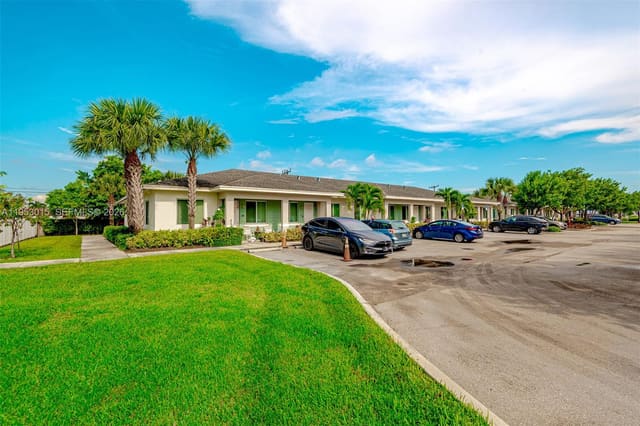 20690 NW 27 Avenue, Miami Gardens, FL 33056