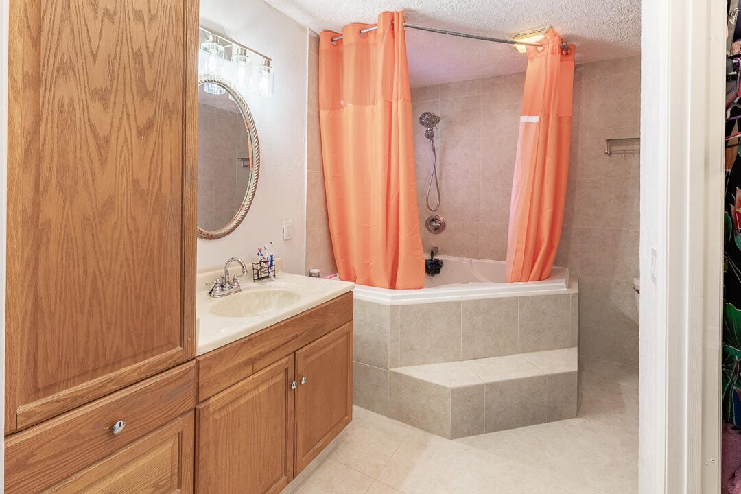 418 SE Langfield Avenue — photo 10