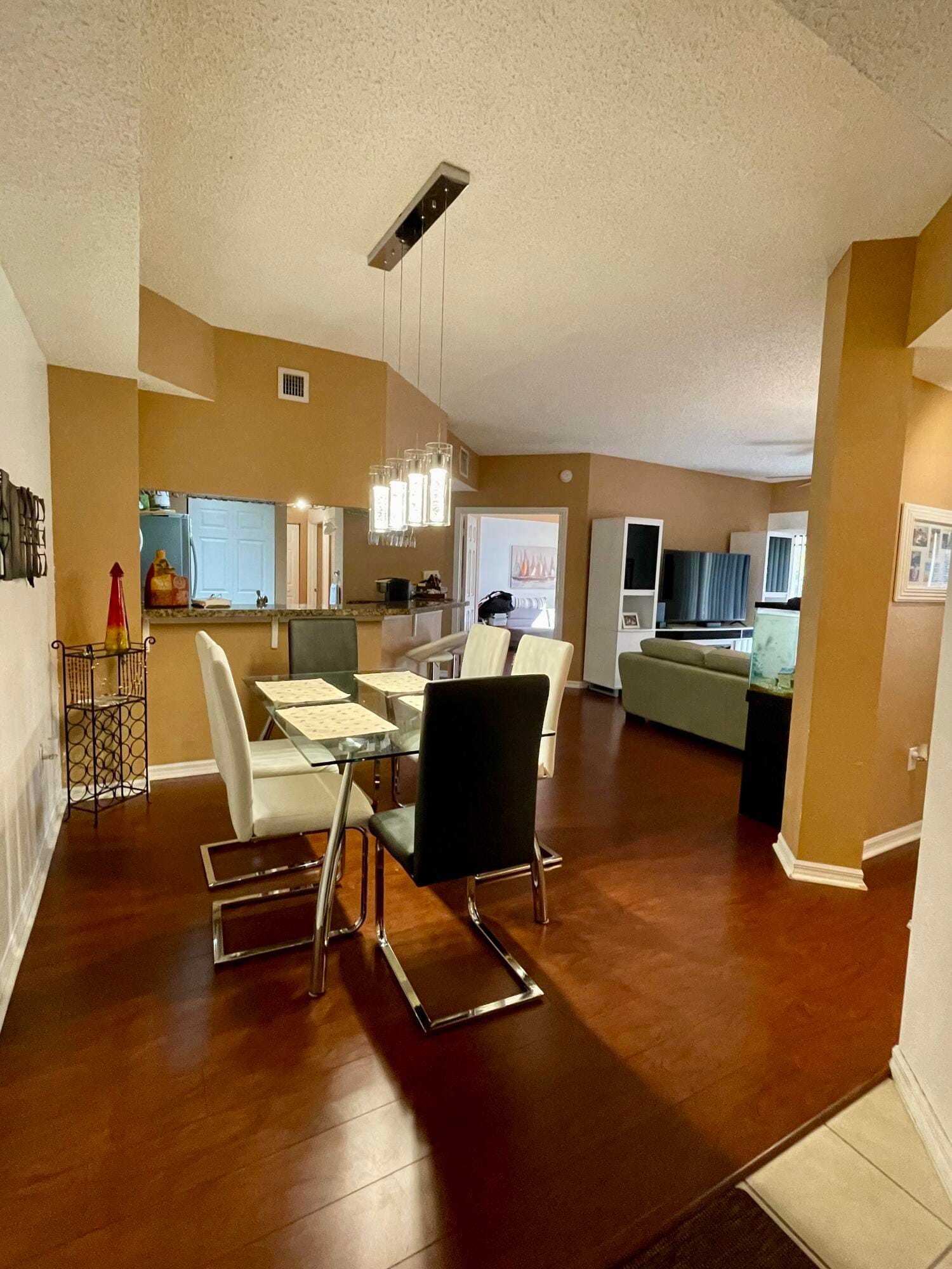 2727 Anzio Court 108 — photo 8