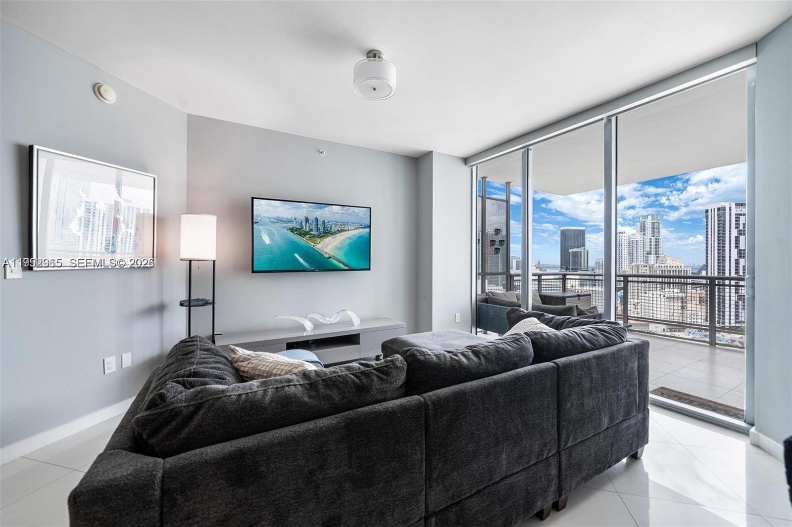 350 S Miami Avenue 2505 — photo 12