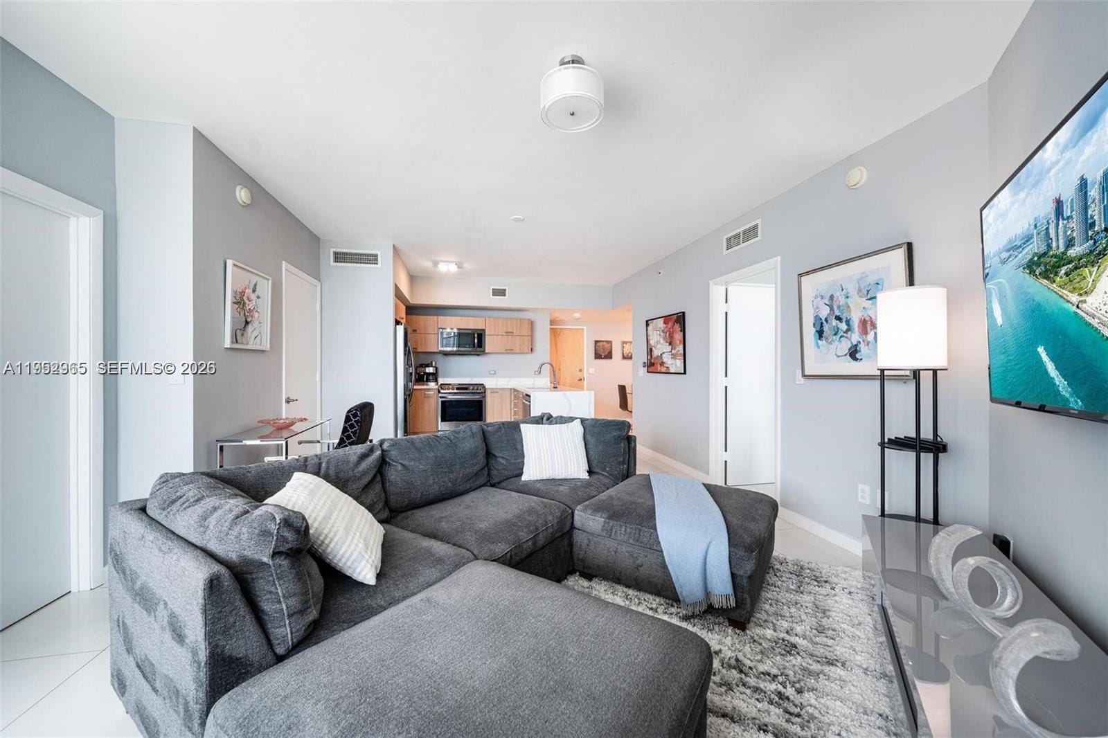 350 S Miami Avenue 2505, Miami, FL 33130 photo 13