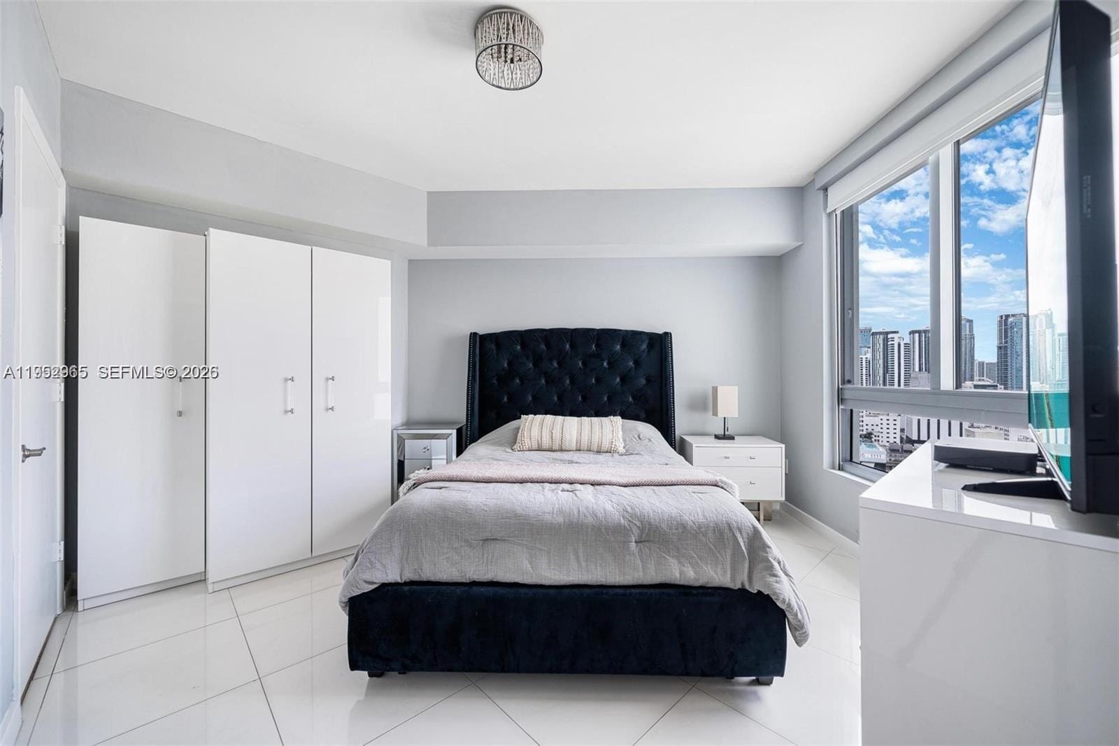 350 S Miami Avenue 2505, Miami, FL 33130 photo 17