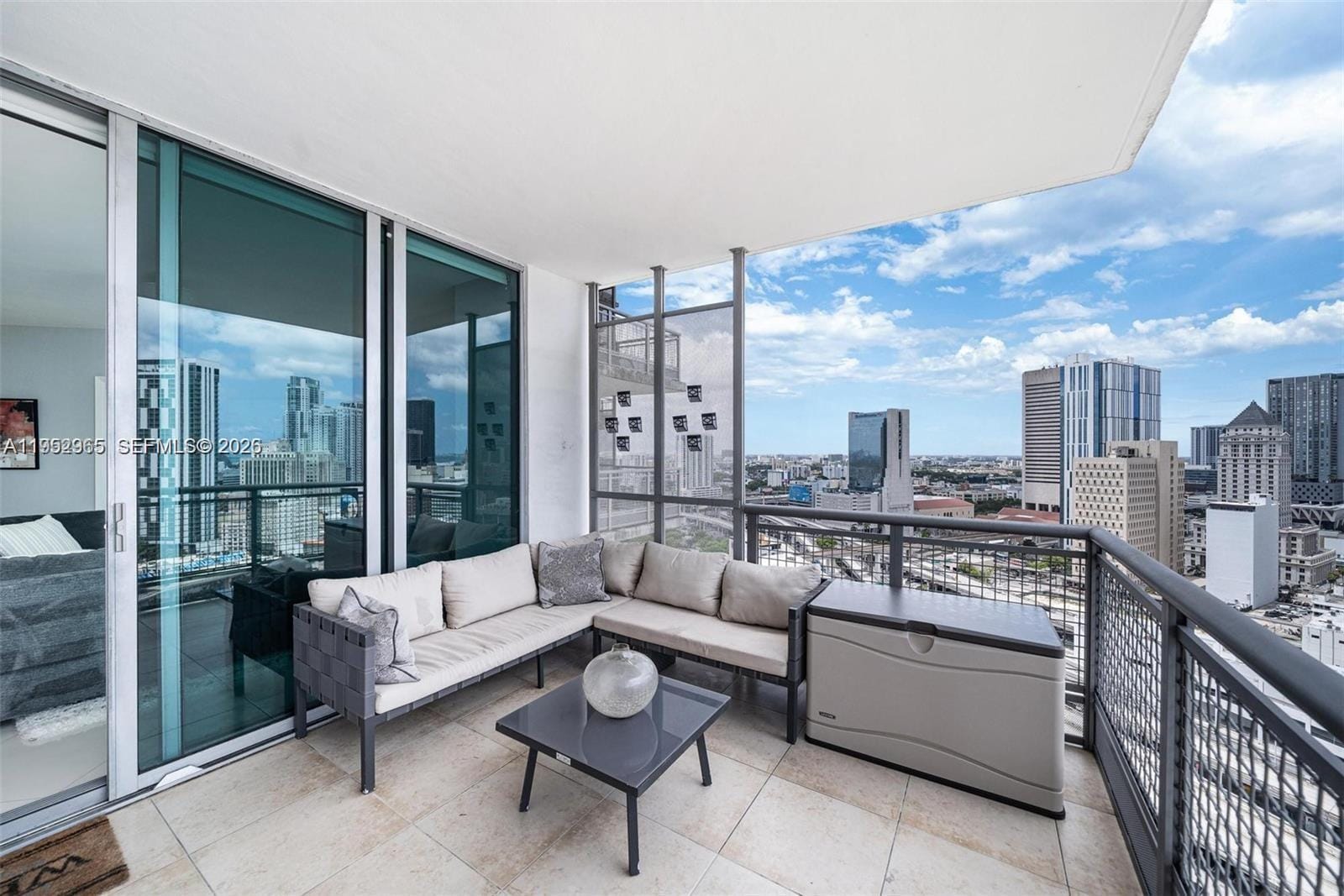 350 S Miami Avenue 2505, Miami, FL 33130 photo 25
