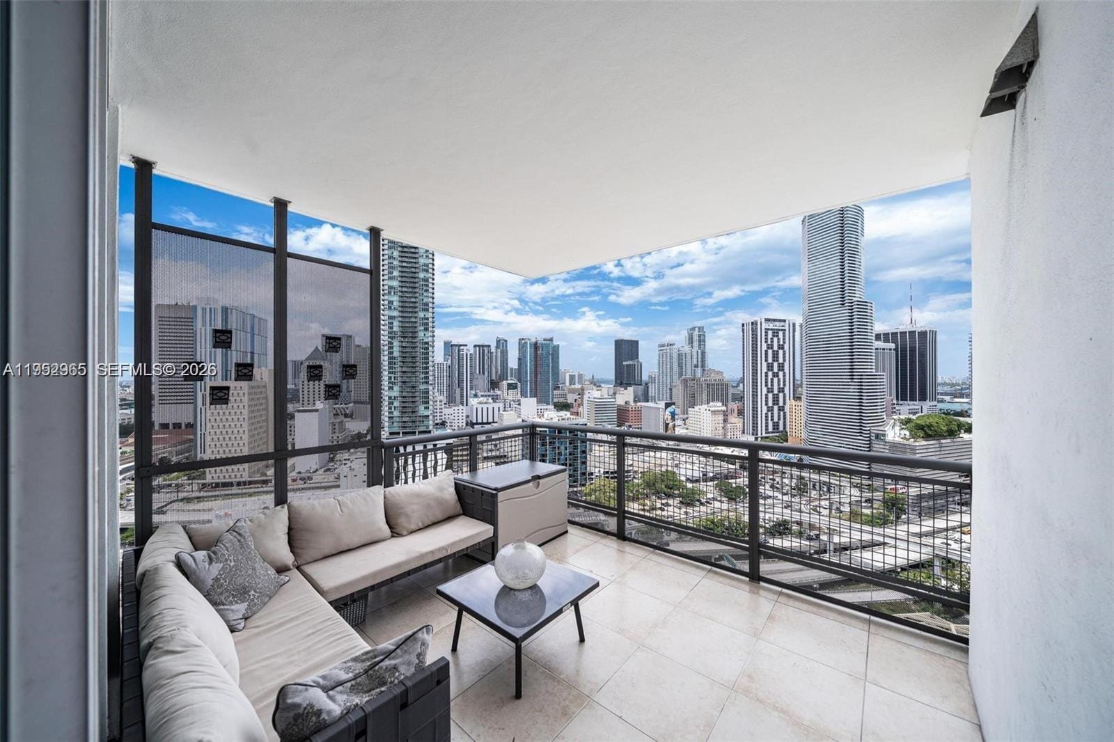 350 S Miami Avenue 2505, Miami, FL 33130 photo 26