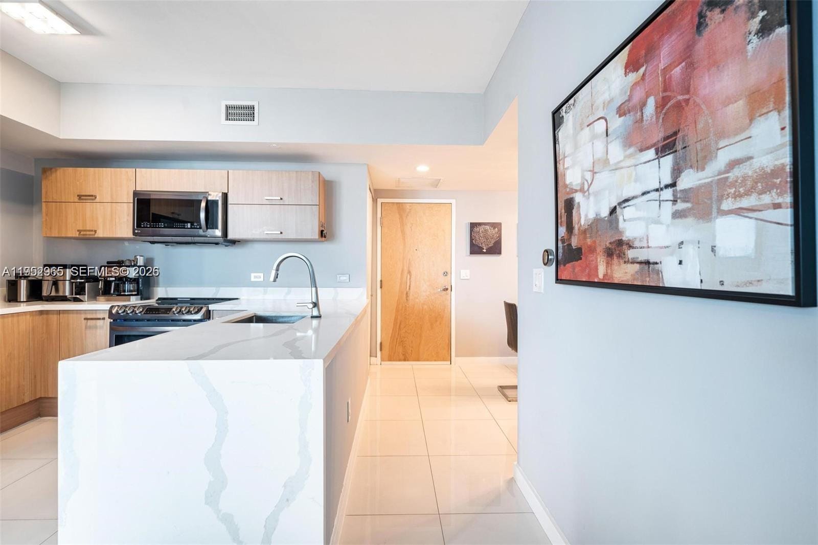 350 S Miami Avenue 2505 — photo 4