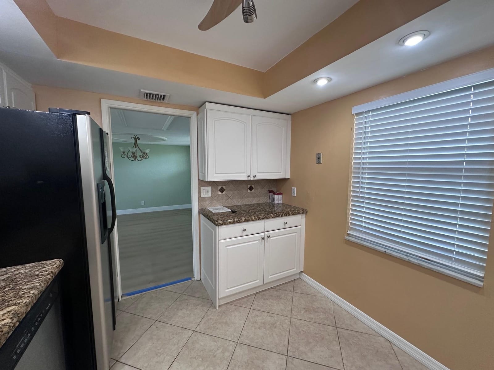 3850 Oaks Clubhouse Drive 403 — photo 6