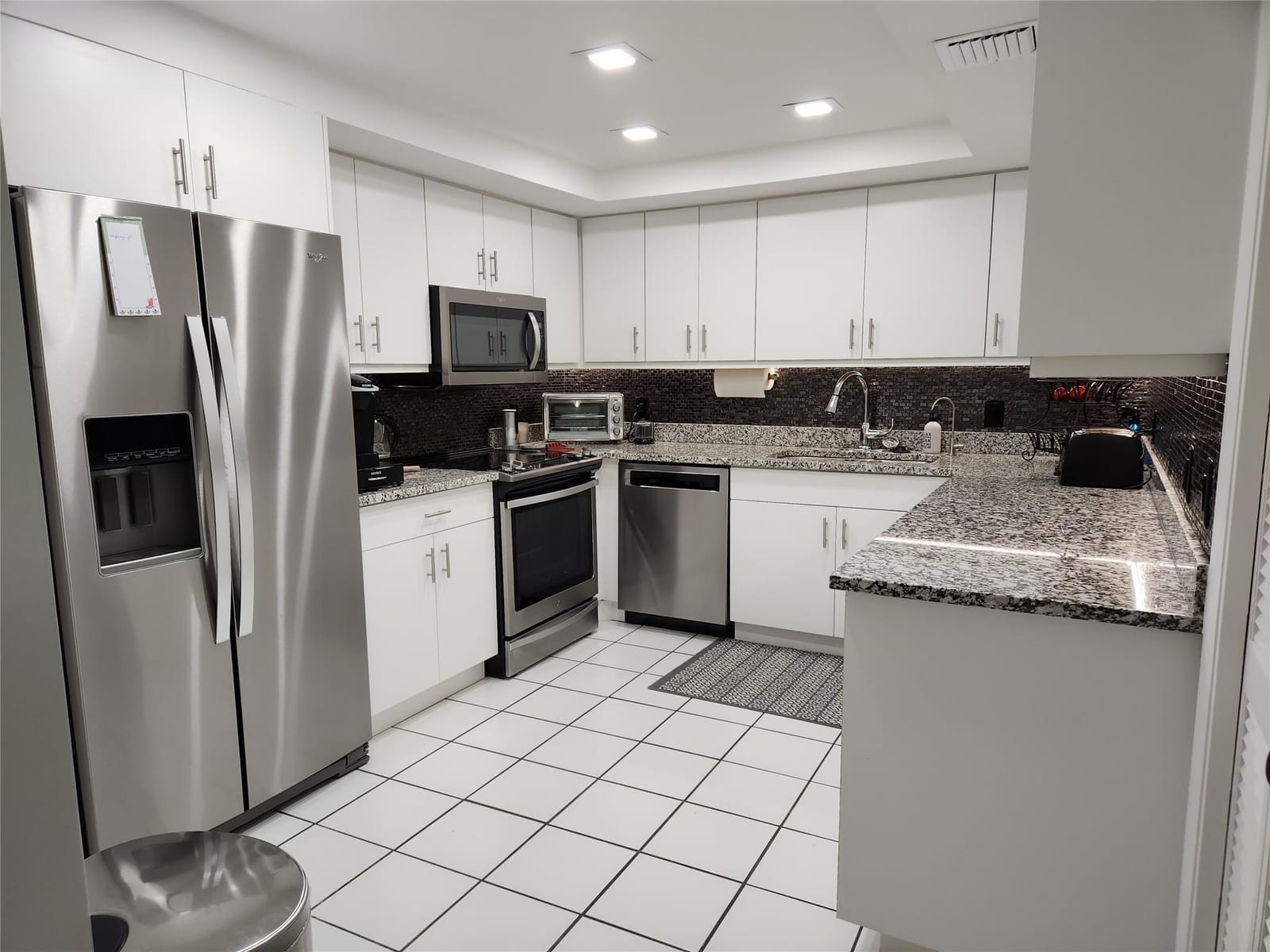 16100 Golf Club Road 301 — photo 8