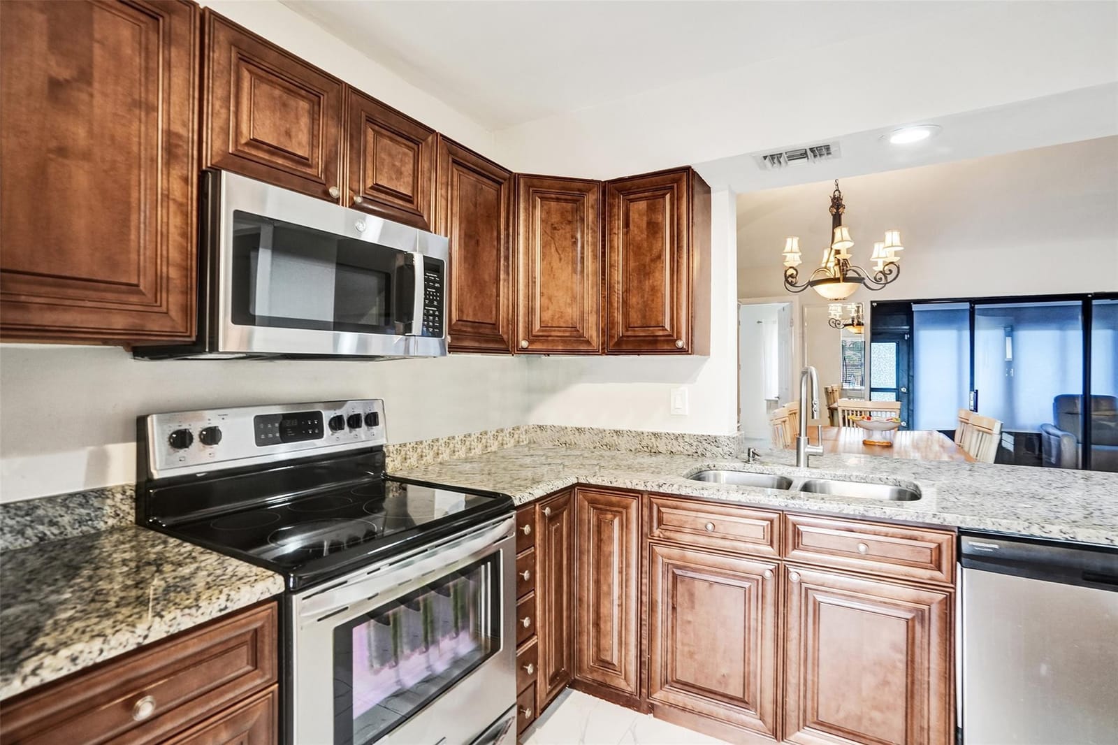 2273 SW 15th Place, Deerfield Beach, FL 33442 photo 11
