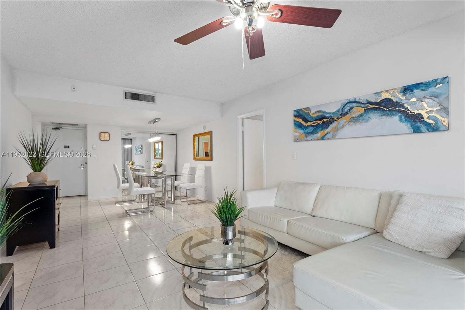 20379 W Country Club Drive 532 — photo 4