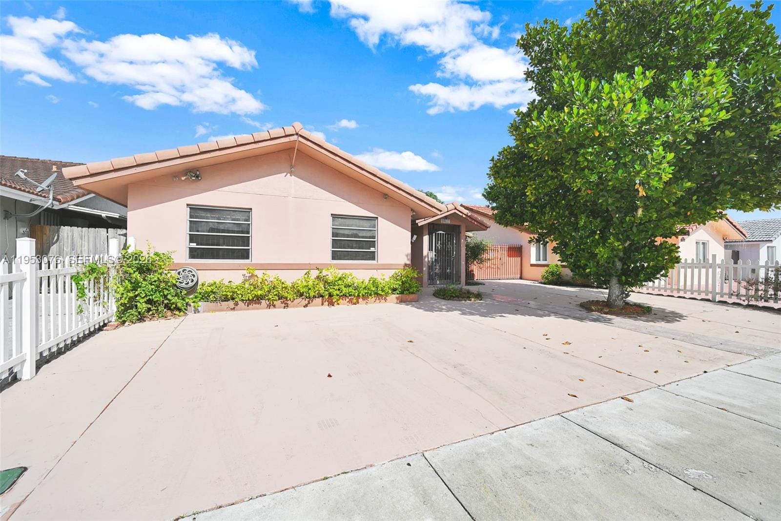 14837 SW 60th Street, Miami, FL 33193