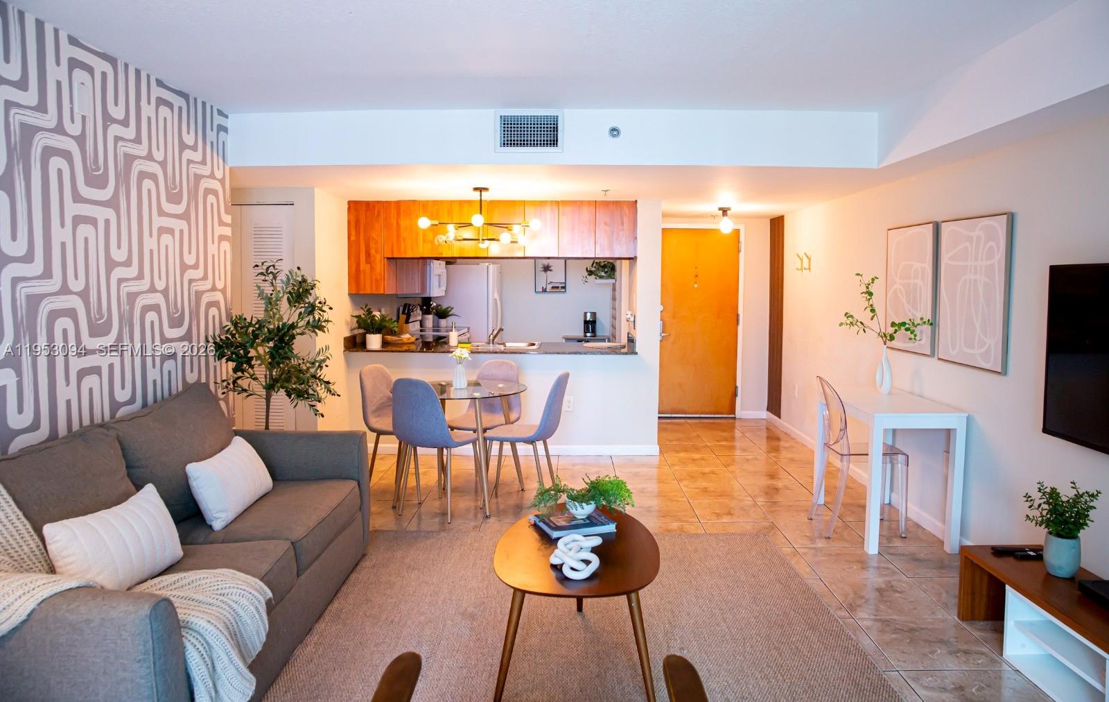 1200 Brickell Bay Drive 3215, Miami, FL 33131, Miami