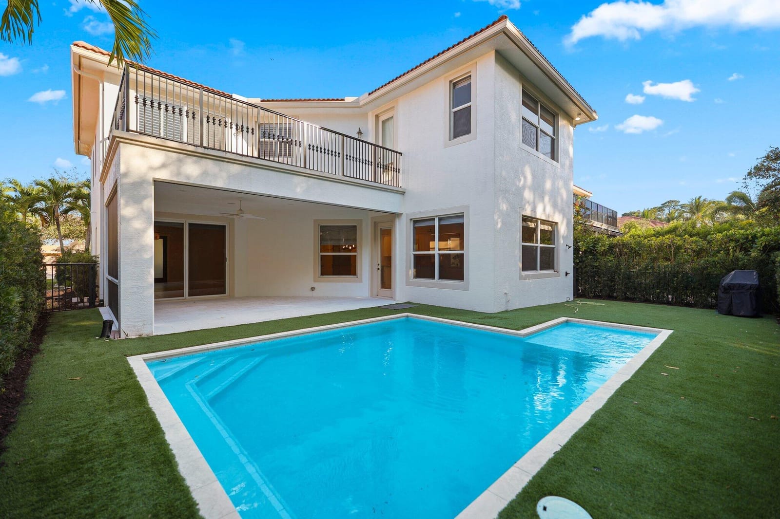 12285 Aviles Circle, Palm Beach Gardens, FL 33418 photo 2