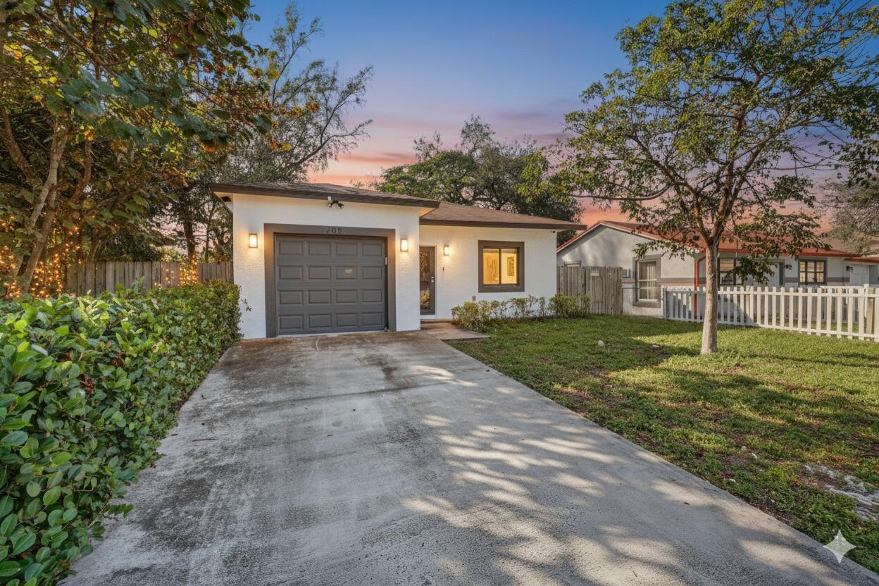 205 NW 27th Terrace, Fort Lauderdale, FL 33311, Fort Lauderdale