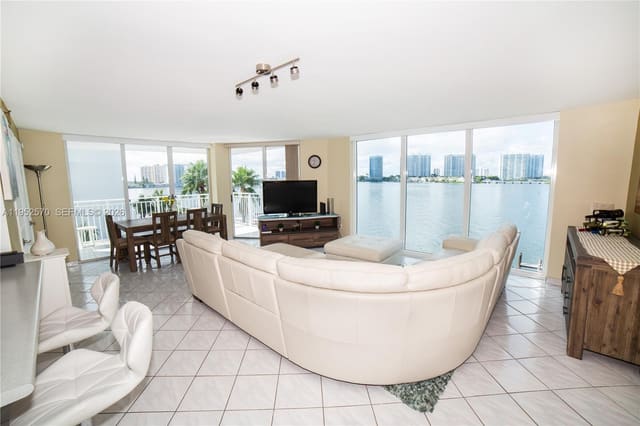 18000 N Bay Road 404, sold in Le Montcalm Condo, Sunny Isles Beach, FL
