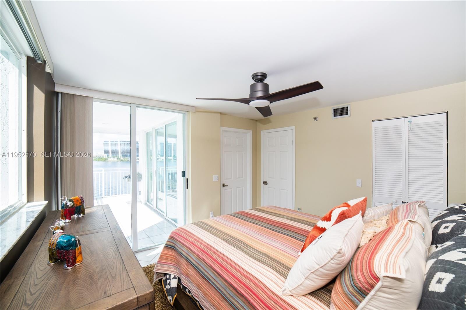 18000 N Bay Road 404, Sunny Isles Beach, FL 33160 photo 12