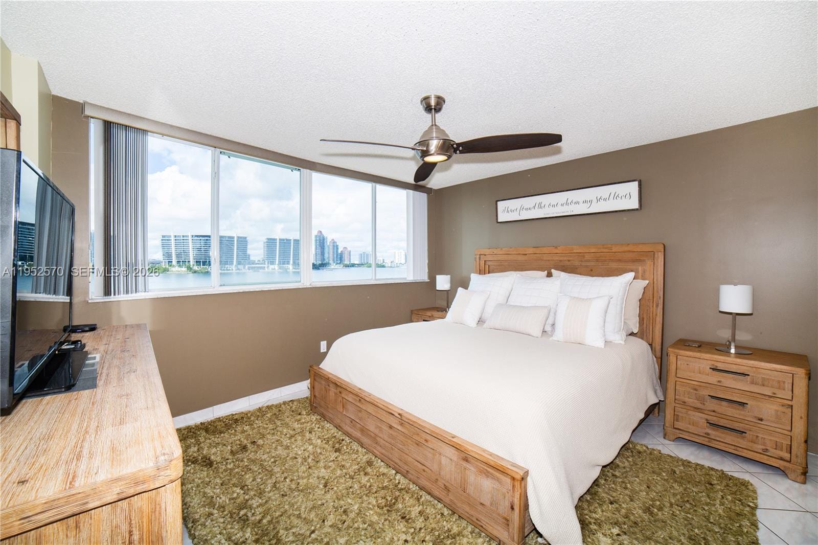 18000 N Bay Road 404, Sunny Isles Beach, FL 33160 photo 16