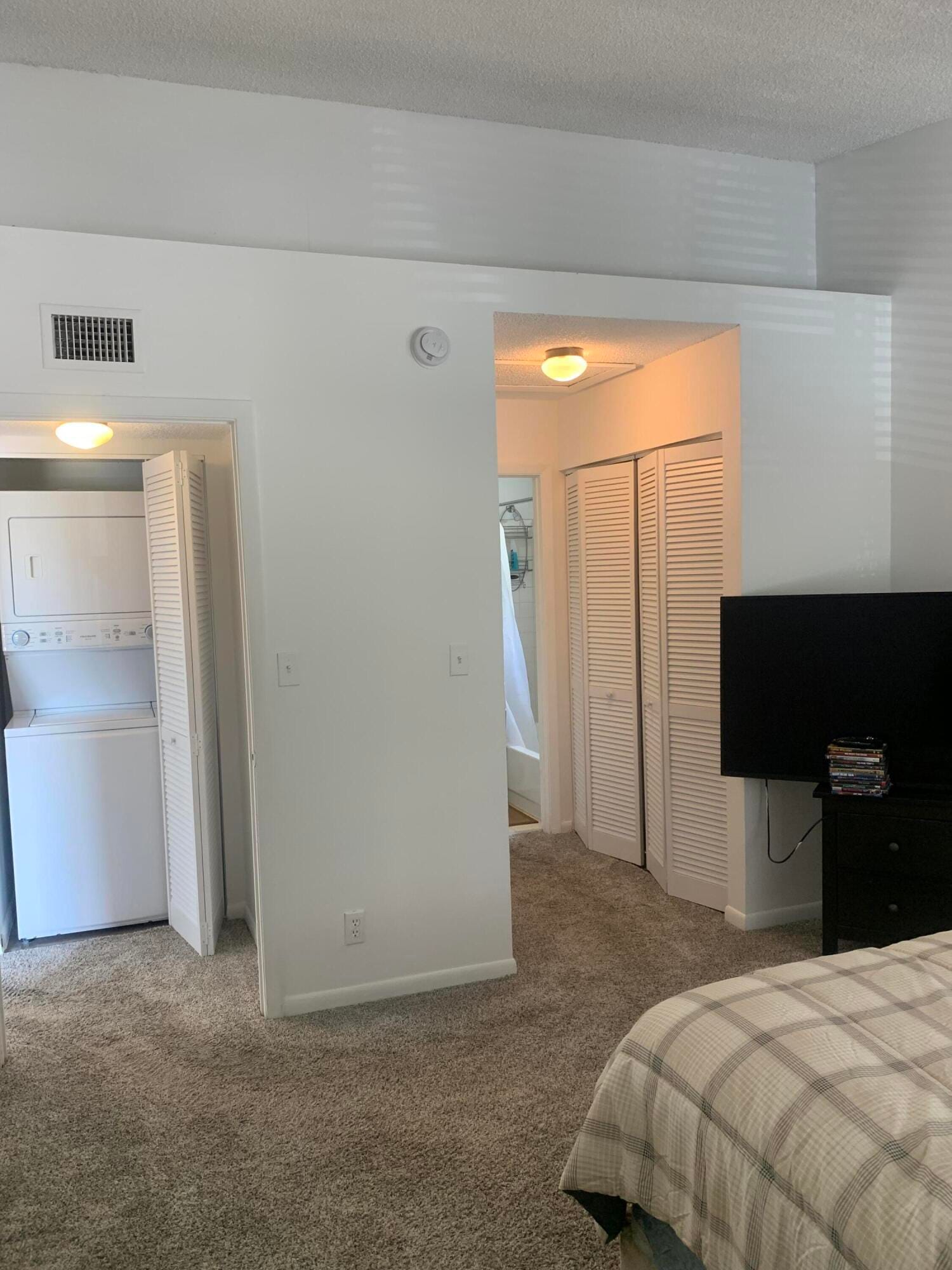 651 Lyons Road 10207 — photo 11