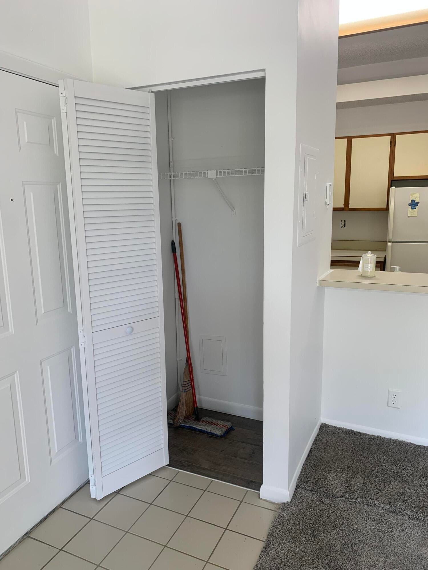 651 Lyons Road 10207 — photo 3