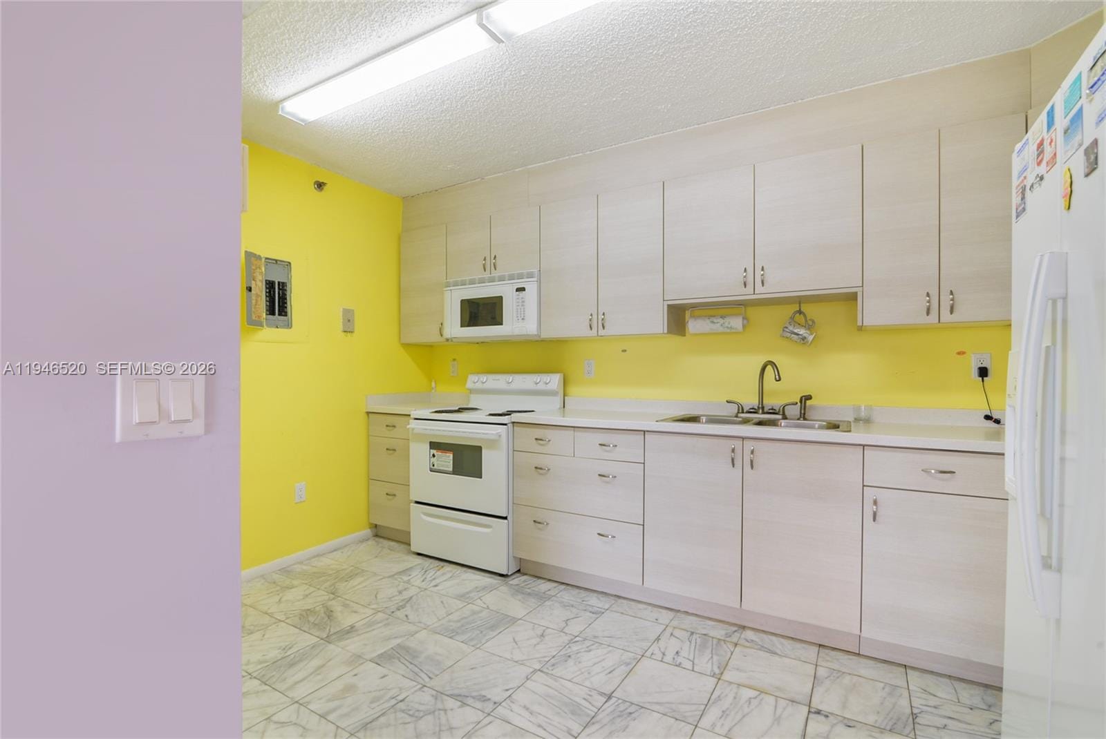9341 Collins Avenue 903 — photo 4