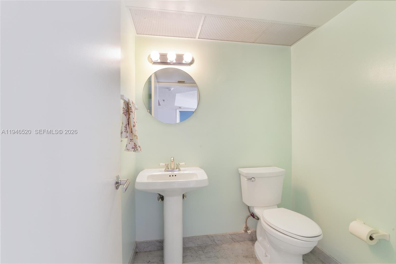 9341 Collins Avenue 903 — photo 7