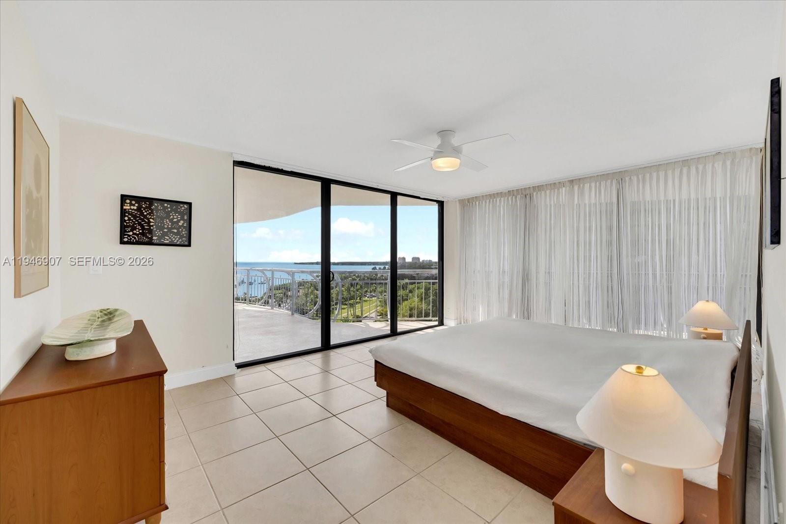 2843 S Bayshore Drive 11C — photo 8