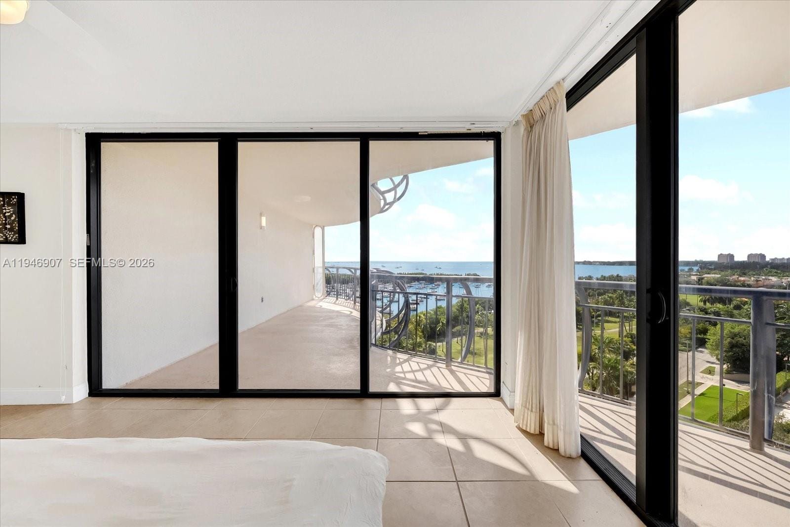 2843 S Bayshore Drive 11C — photo 9