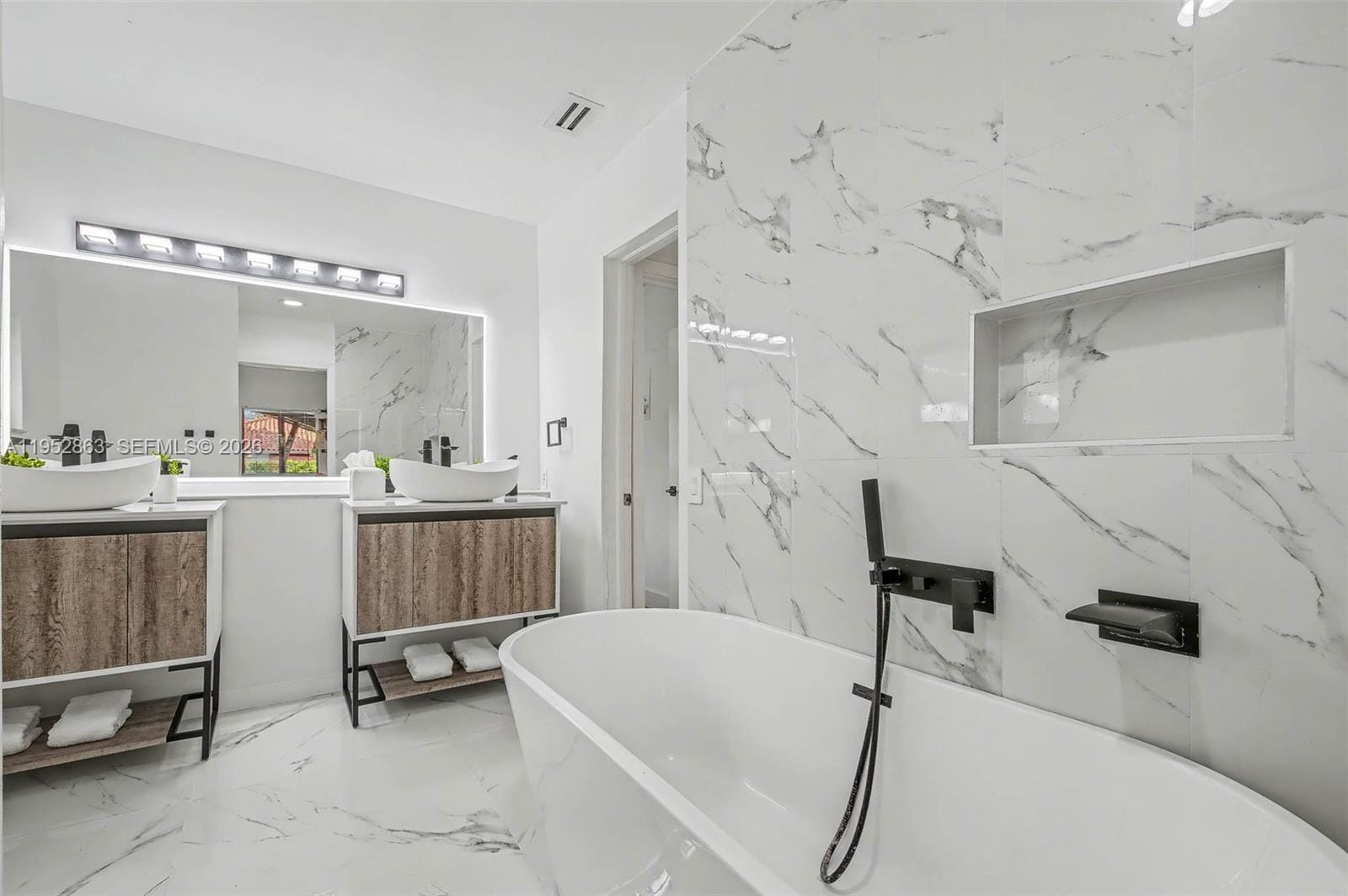 15815 SW 85th Avenue — photo 10