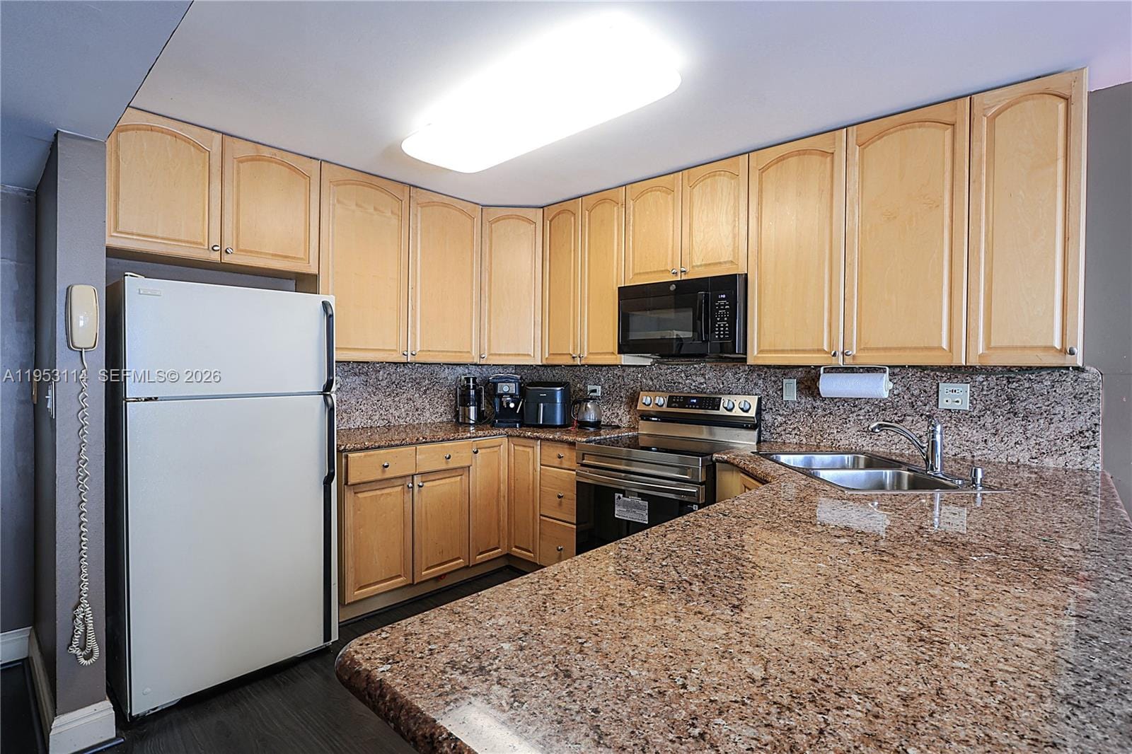 345 Ocean Drive 714, Miami Beach, FL 33139 photo 11