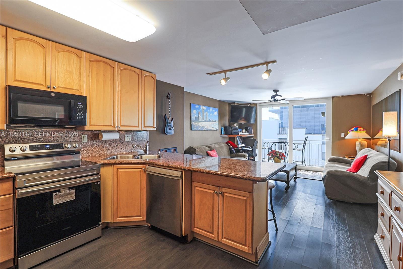 345 Ocean Drive 714, Miami Beach, FL 33139 photo 4