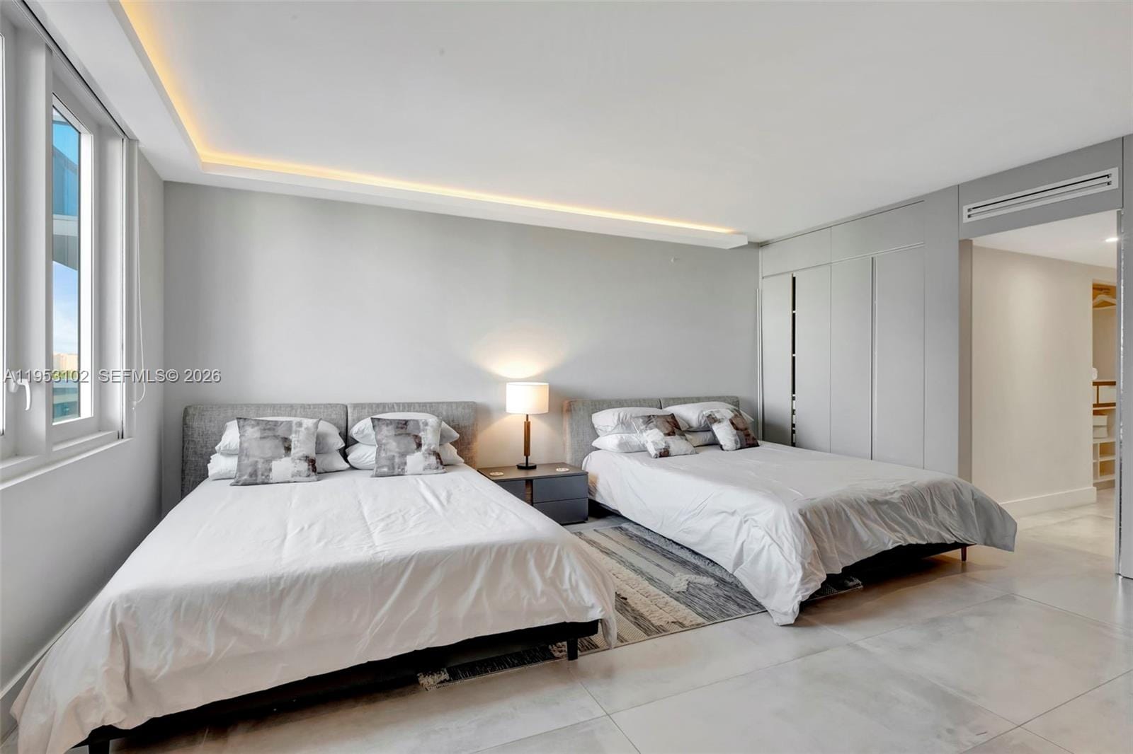 2301 Collins Avenue 634/635 — photo 9