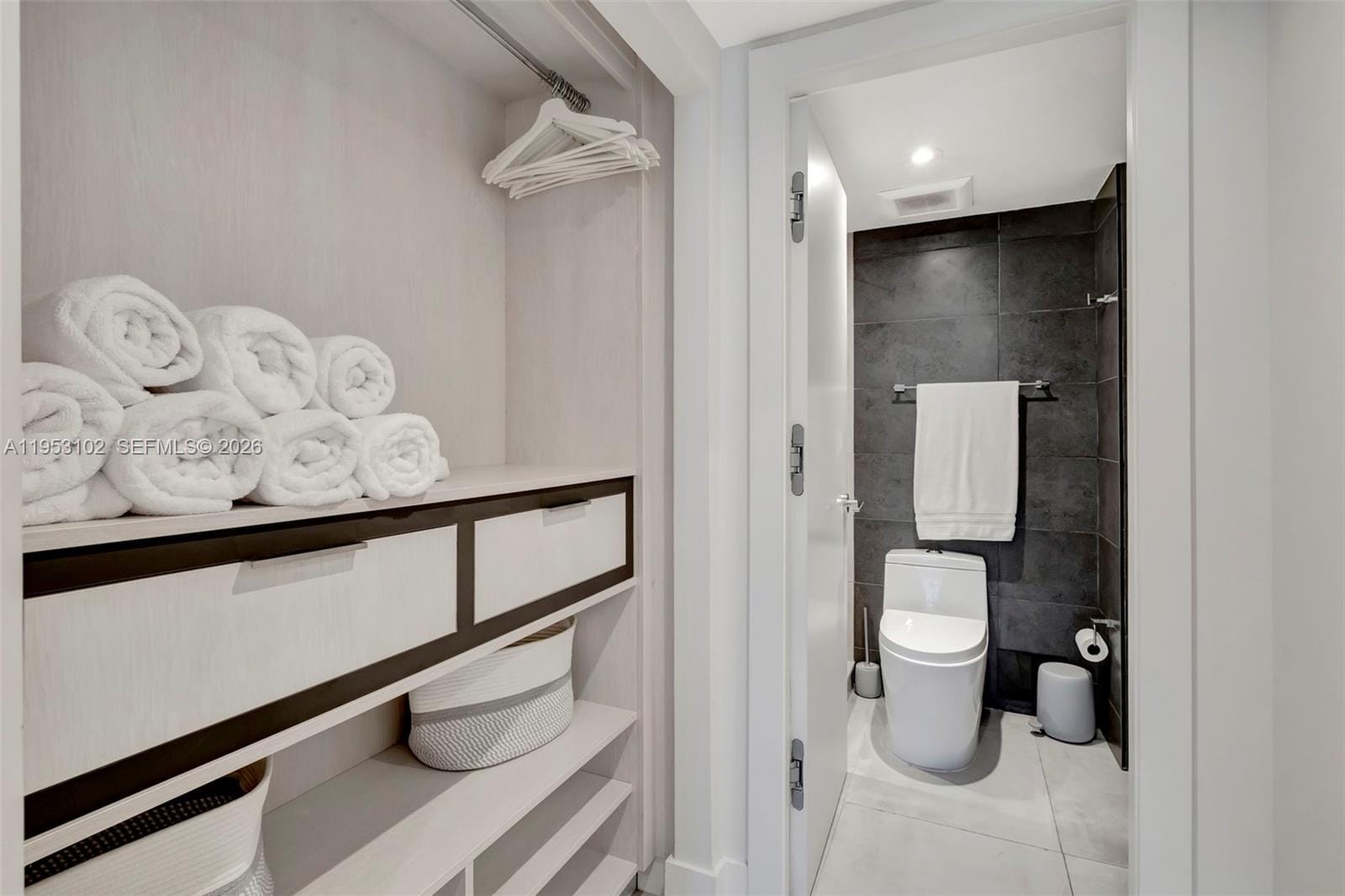 2301 Collins Avenue 634/635 — photo 10
