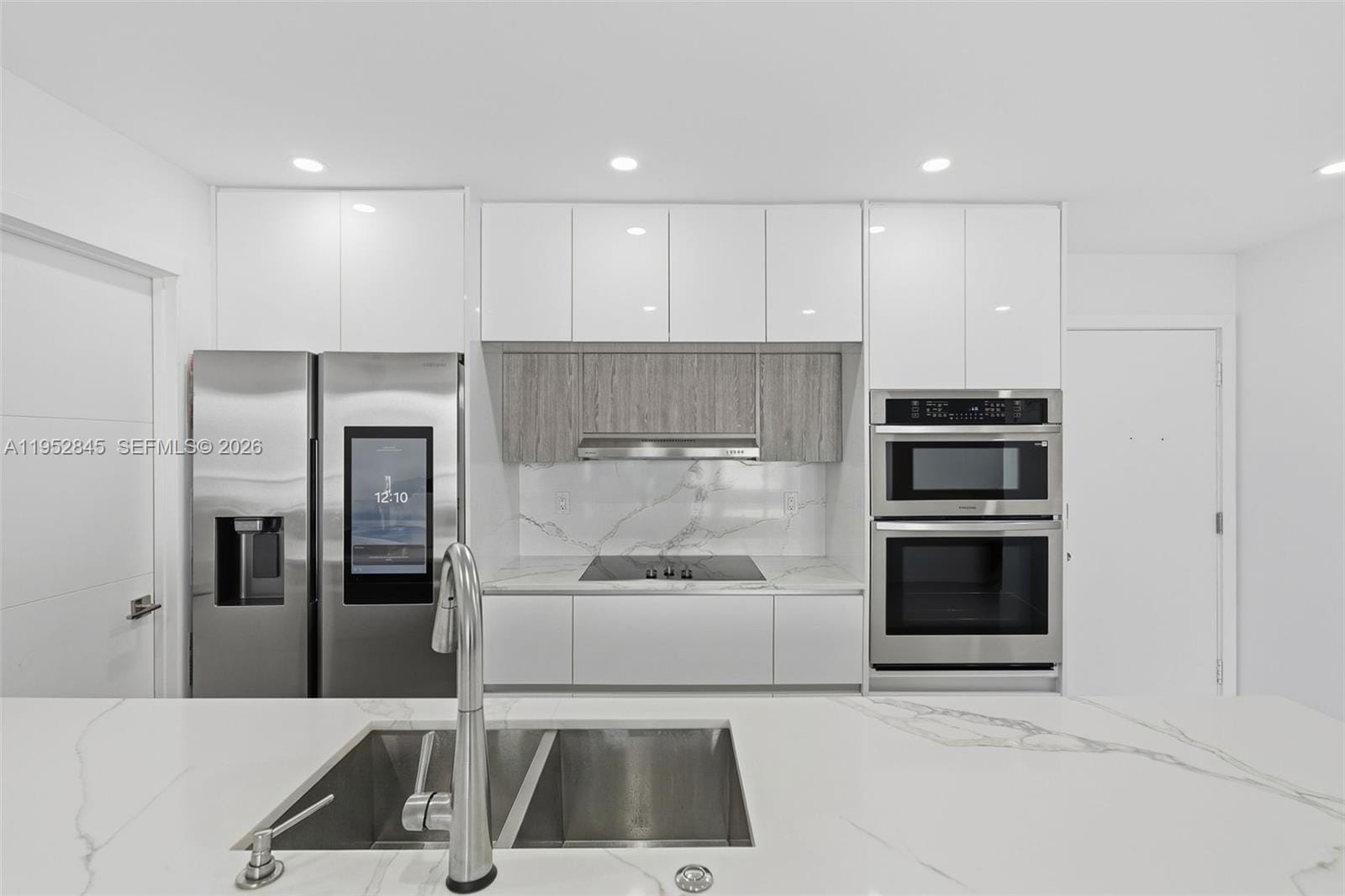 5005 Collins Avenue 415, Miami Beach, FL 33140 photo 16
