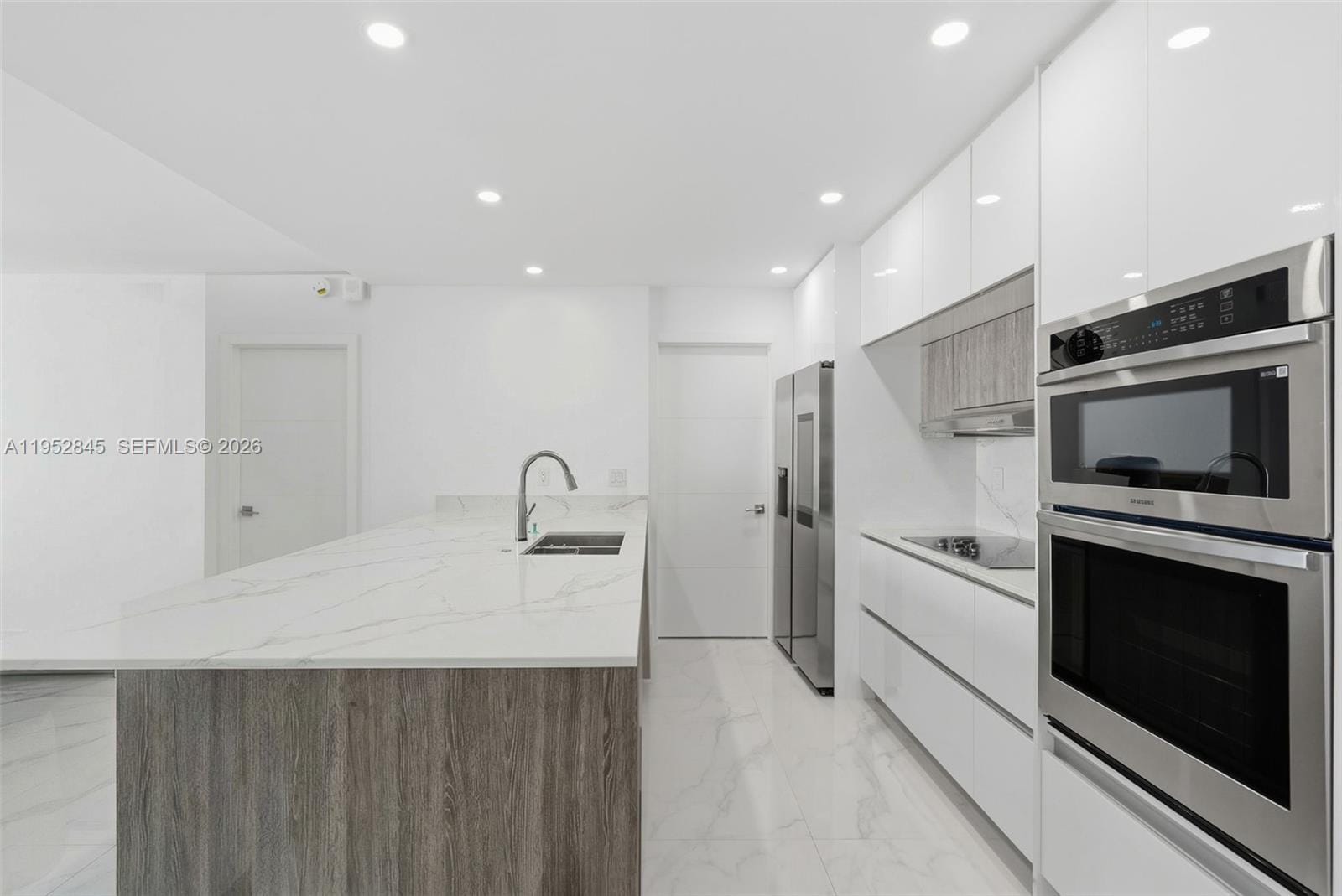 5005 Collins Avenue 415, Miami Beach, FL 33140 photo 17