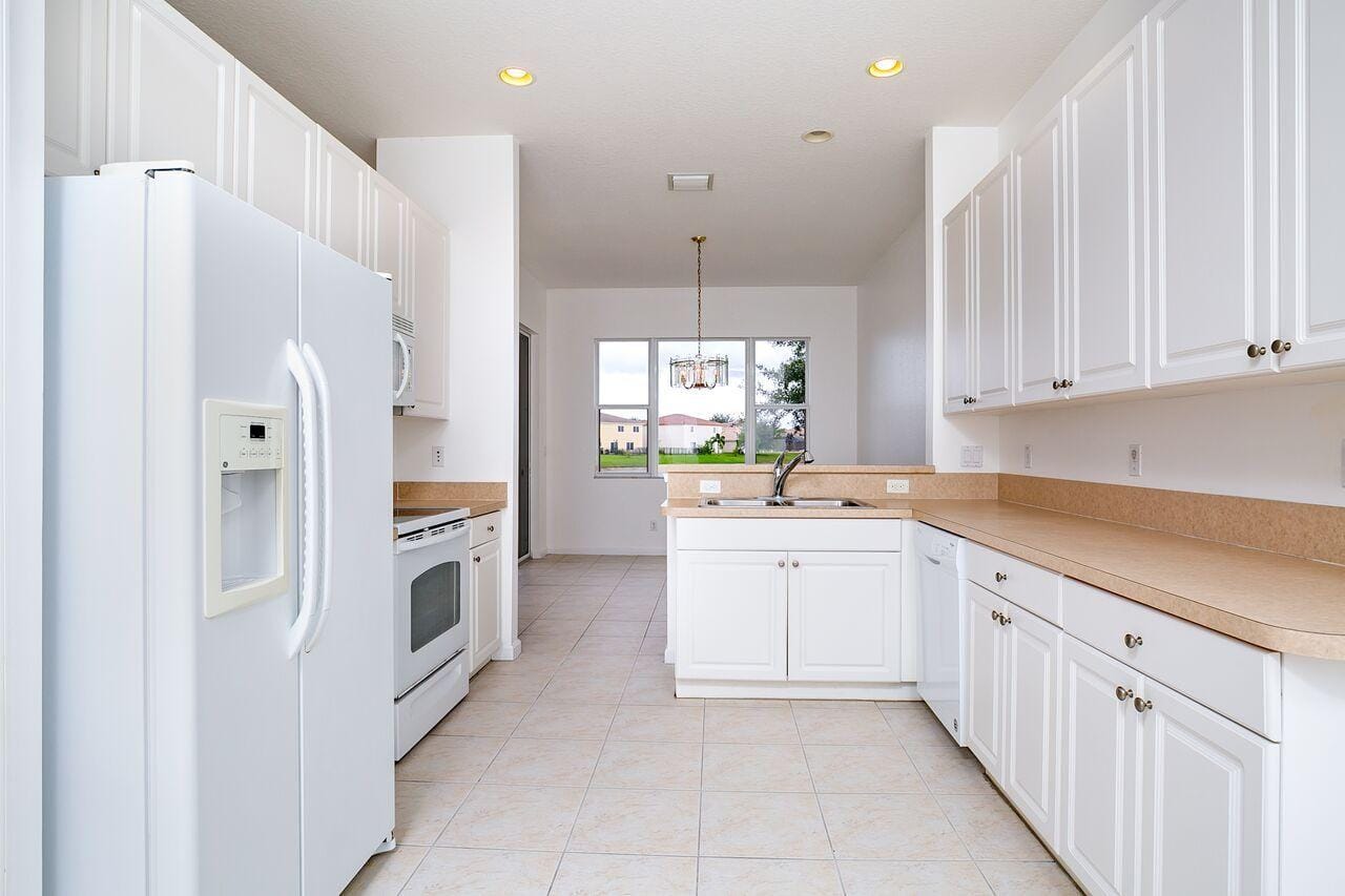 2887 SW Cedar Dunes Drive — photo 4