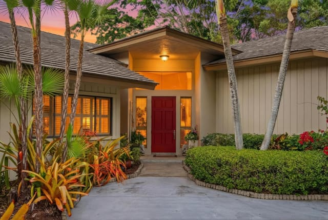 5711 SE Winged Foot Drive, sold in Mariner Sands Country Club, Stuart, FL