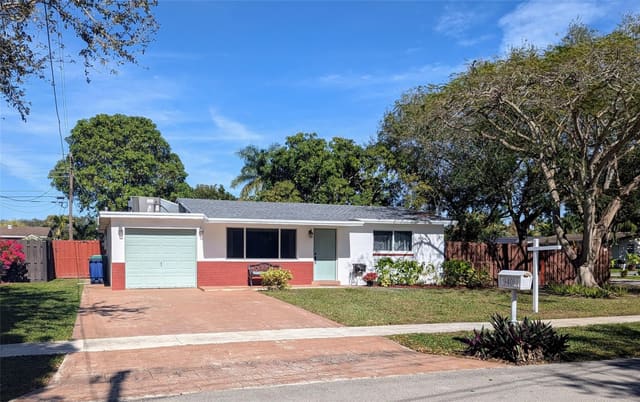 9401 SW 53rd Street, sold in Summertime Isles, Cooper City, FL
