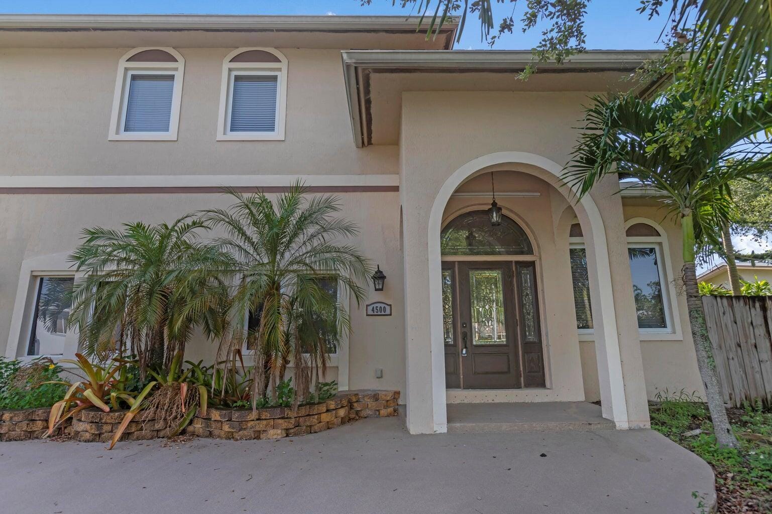4500 SW 25th Terrace — photo 3